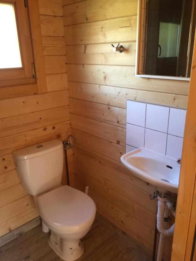 Pokoje I Domki Letniskowe Bros Dziwnów Exterior foto